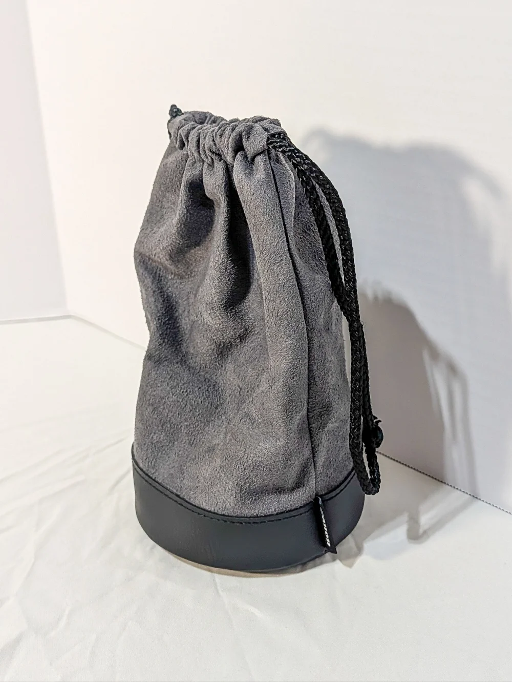 Canon LP1222 Soft Lens Case Pouch - Gray Suede & Leather Base